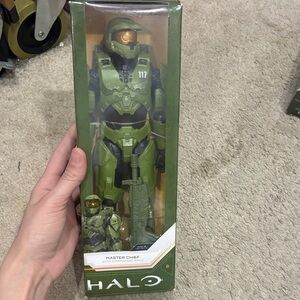 NWT halo master chief with rifle 12in figure